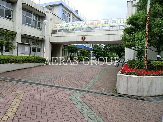 中学校　羽村市立羽村第一中学校（中学校）まで504m