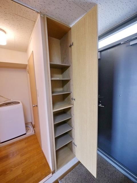 その他設備　シューズボックス
