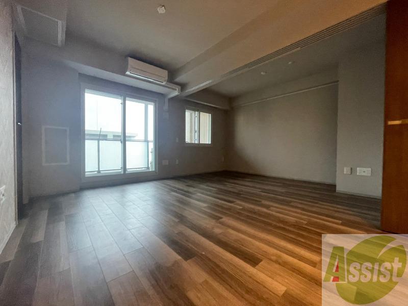 居室・リビング　広くてキレイなお部屋が広がっていて、充実した生活が送れそう。