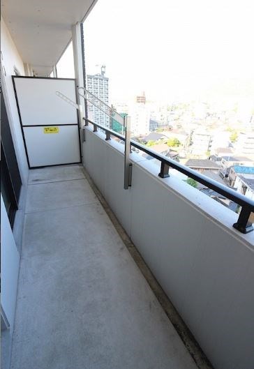バルコニー　写真を準備中の為、こちらの写真をご参考下さい。(同シリーズ)