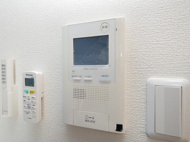 セキュリティ　モニター付きインターフォンです