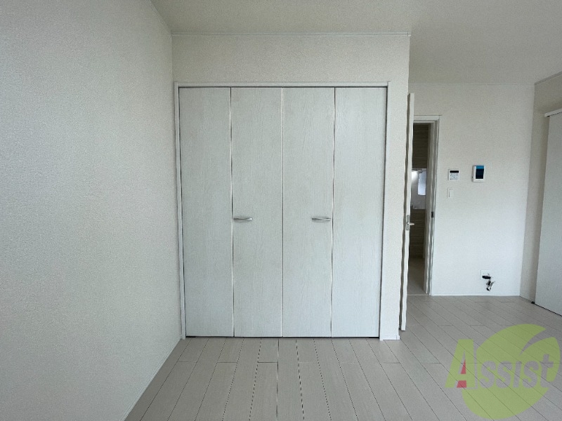 収納　収納スペースはこちらをご利用下さい。中の様子が気になります。