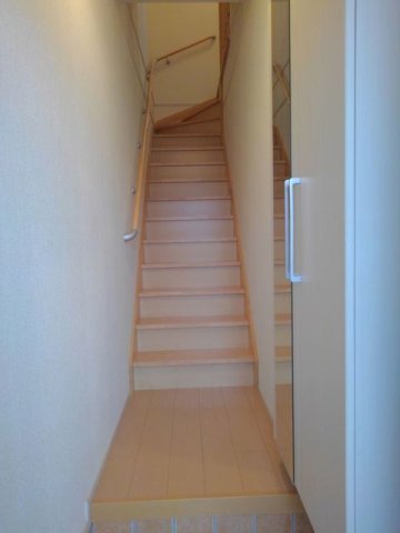 玄関　収納もある玄関です