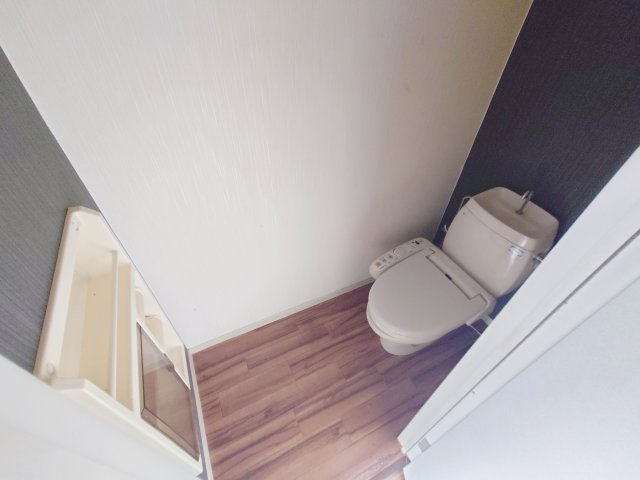 シャイン・クレストEのトイレ写真
