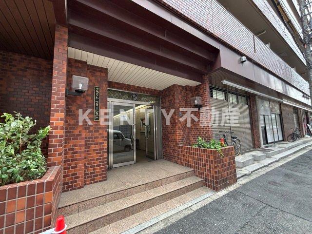 エントランス　ゆとりのあるエントランスです