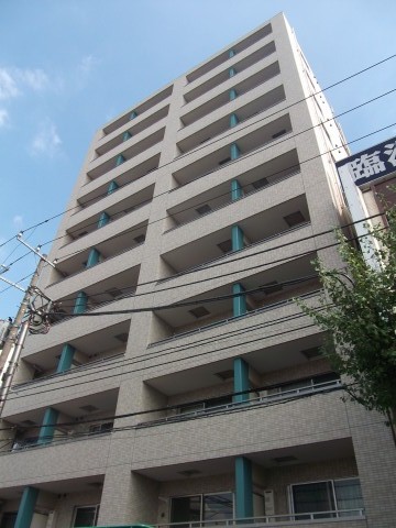 建物外観　最寄り駅から徒歩５分の駅近マンションです。