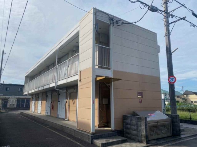 レオパレス雷塚の外観写真