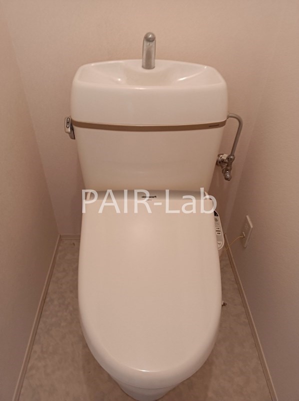 セジュール亀山 B棟のトイレ写真