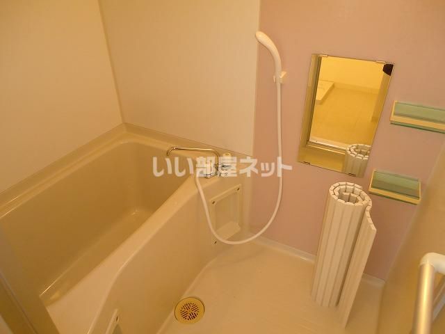 夢野アパートメントの風呂写真