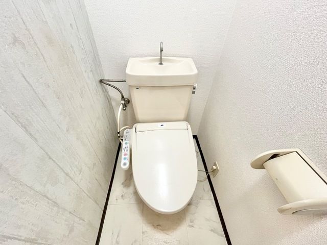 ＪＲ東海道本線 島田駅 徒歩28分 2階建 築32年のトイレ写真