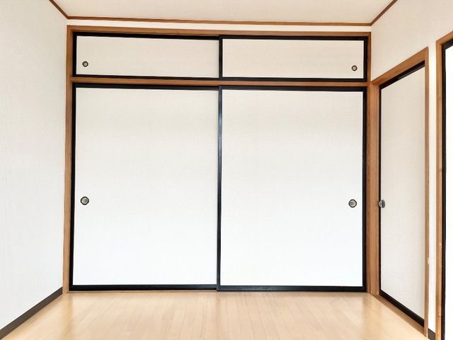 ＪＲ東海道本線 島田駅 徒歩28分 2階建 築32年の内装写真