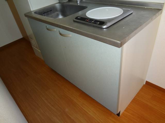 その他部屋・スペース　キッチン下部収納