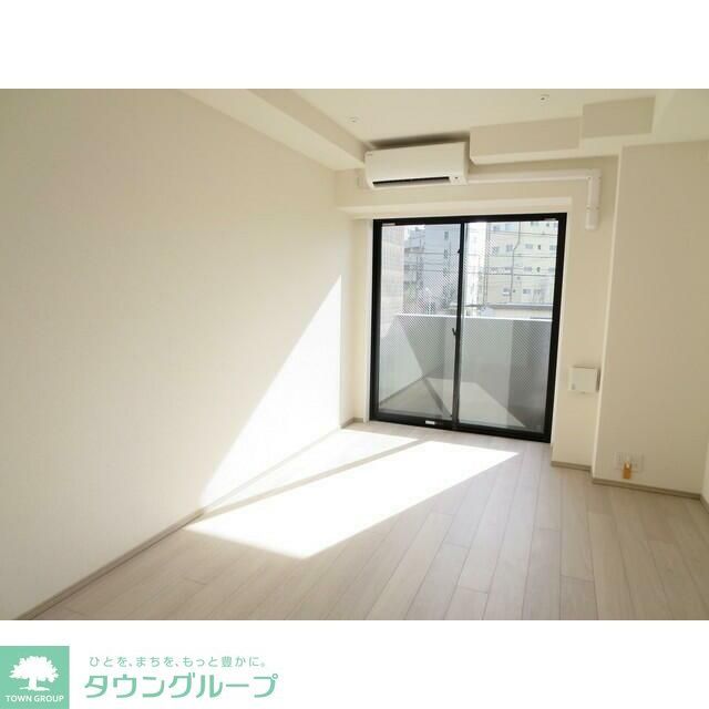 プレール・ドゥーク新宿下落合の居間写真