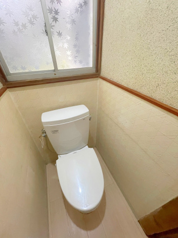 ＪＲ山陽本線 安芸中野駅 徒歩10分 2階建 築57年のトイレ写真