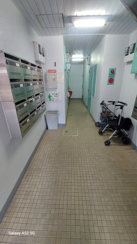マンションアイリスの外観写真