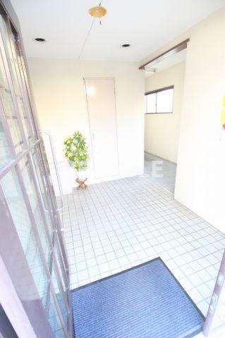 エントランス　建物の内部です