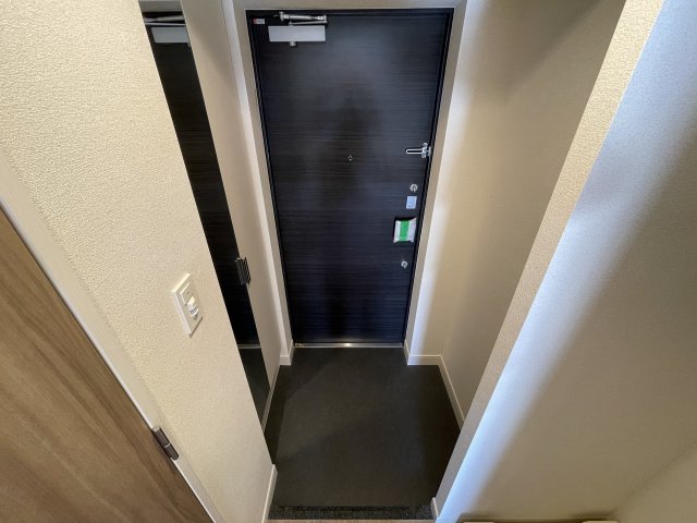 エスライズ神戸三宮山手通壱番館の玄関写真