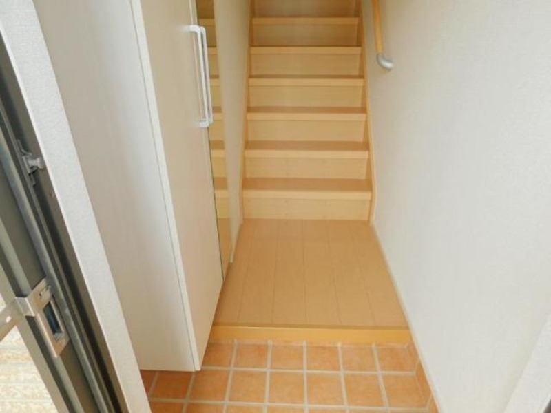 玄関　図面と現状に相違がある場合には現状を優先