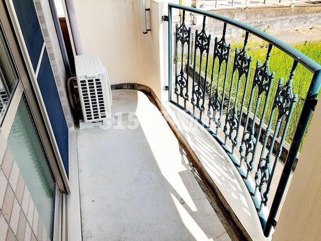 バルコニー　お洗濯にも便利なバルコニー付き