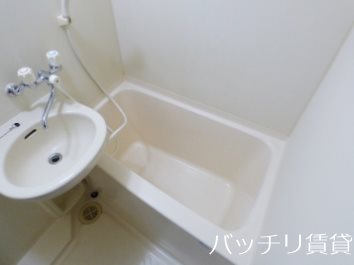ピュアドーム大濠アクレームの風呂写真