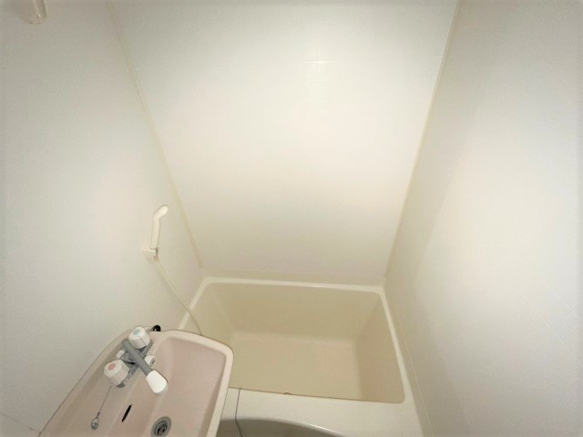 レオパレスクリナーレみなみ野の風呂写真