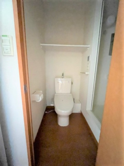 レオパレスクリナーレみなみ野のトイレ写真
