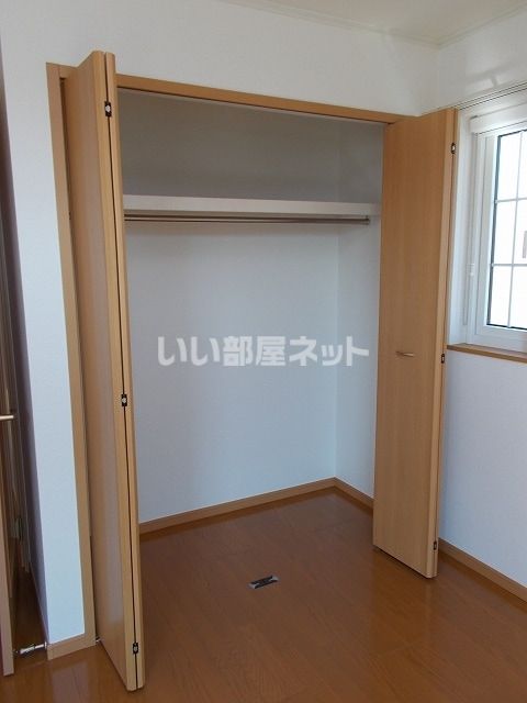 メゾン コリーヌの内装写真