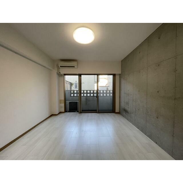 ディム三宿の居間写真