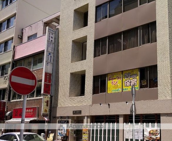 幼稚園・保育園　チャーフルランド（幼稚園・保育園）まで392m