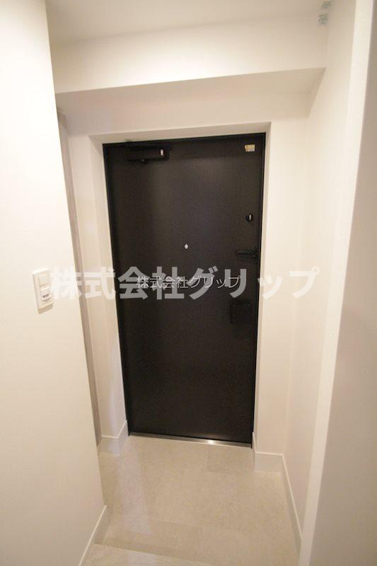 クラリッサ横浜ロッソの玄関写真