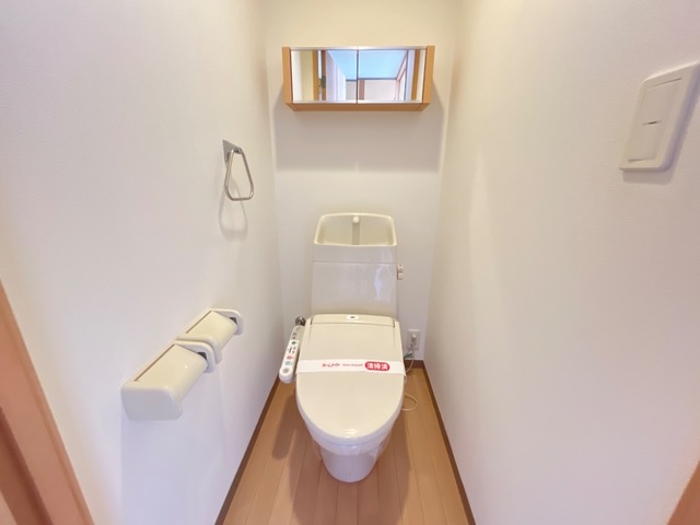 トイレ　シャワー付トイレ
