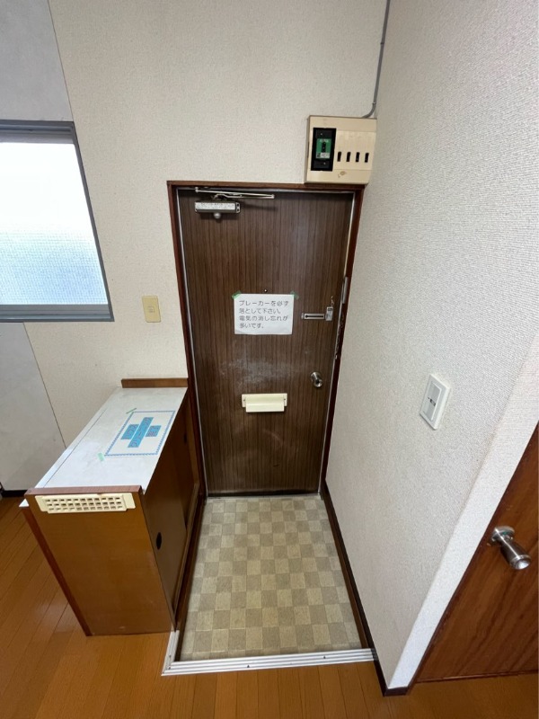 玄関　※他部屋参考写真