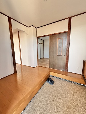 布引戸建て