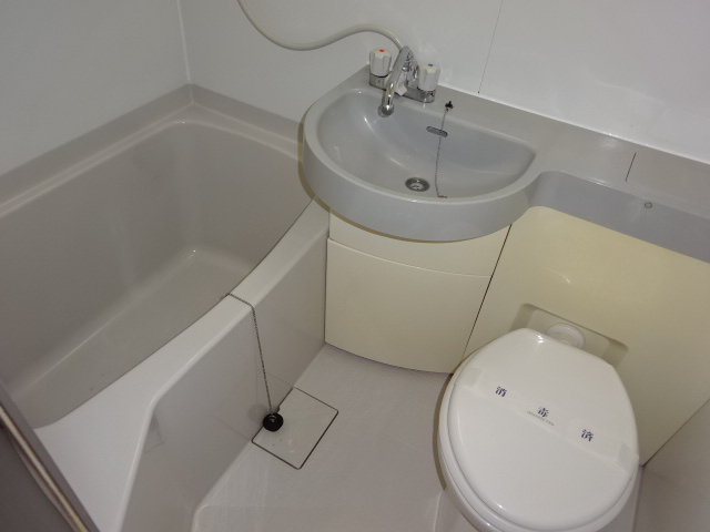 梅里大同マンション 丸ノ内線新高円寺駅徒歩6分 13階建てのトイレ写真