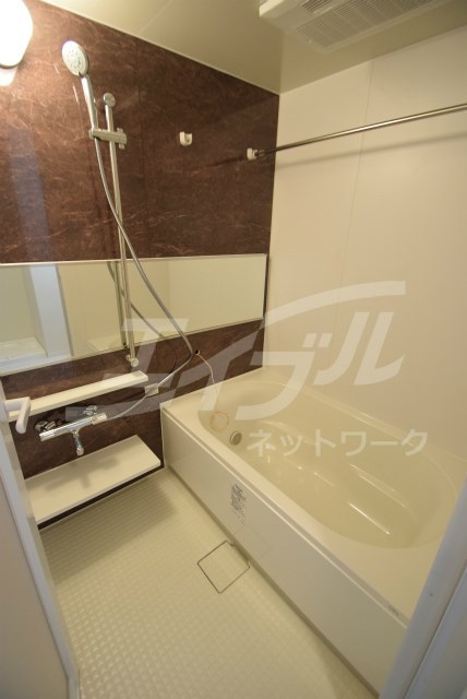 阪急千里線 天神橋筋六丁目駅 徒歩7分 10階建 築9年の風呂写真