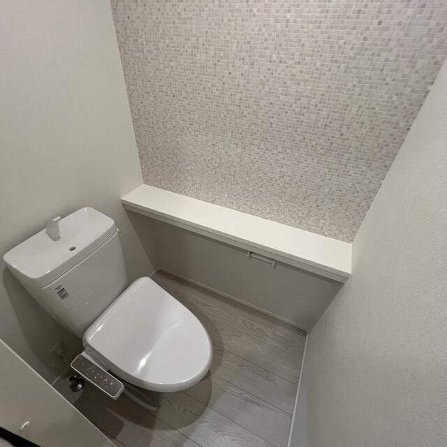 西武池袋線 大泉学園駅 徒歩13分 2階建 築2年のトイレ写真