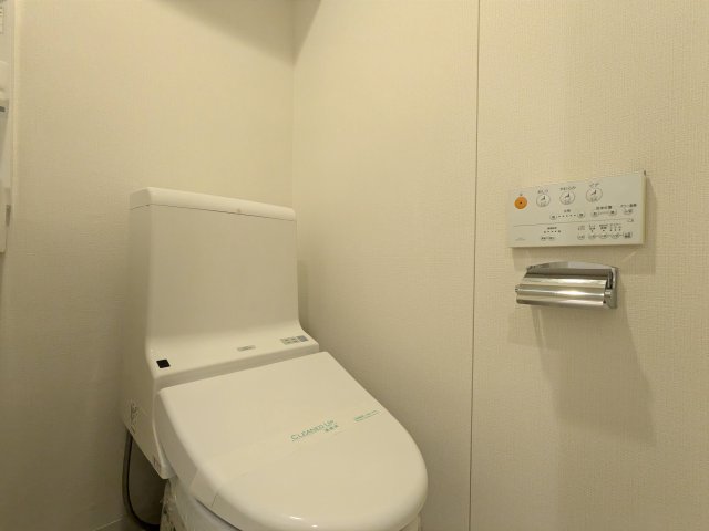 トイレ　シンプルで使いやすいトイレです