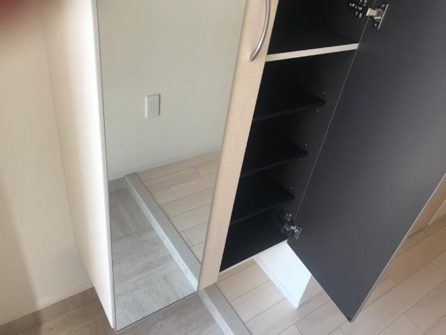 収納　下駄箱