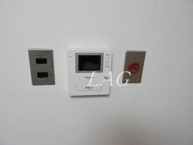 セキュリティ　モニターつきインターホンです。
