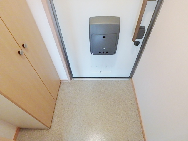 玄関　他のお部屋の参考写真です。