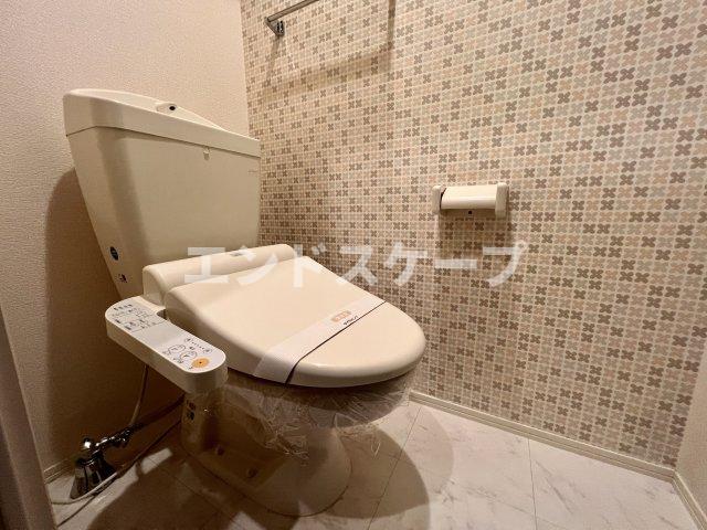 ＪＲ高崎線 新町駅 徒歩58分 2階建 築15年のトイレ写真