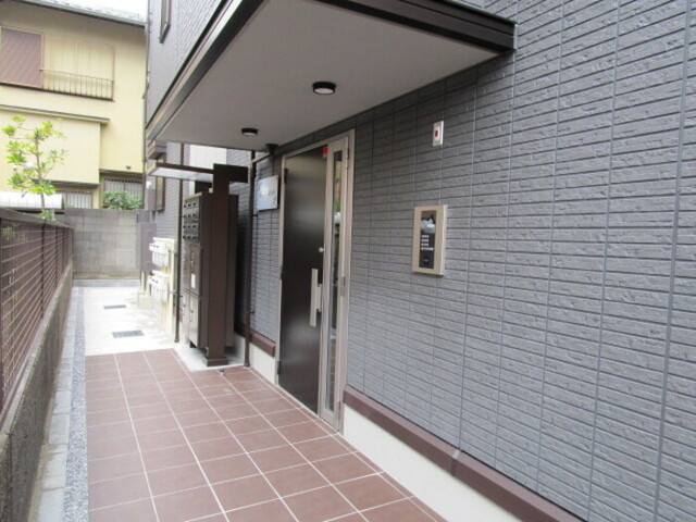 エントランス　オートロック付エントランス
