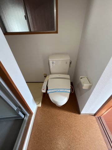 トイレ　清潔感のあるトイレです