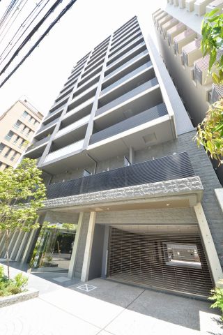 建物外観　グランルージュ谷町六町目　外観