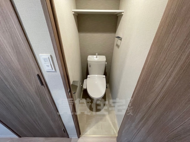 エスリードレジデンス大阪福島サウスフラッツのトイレ写真