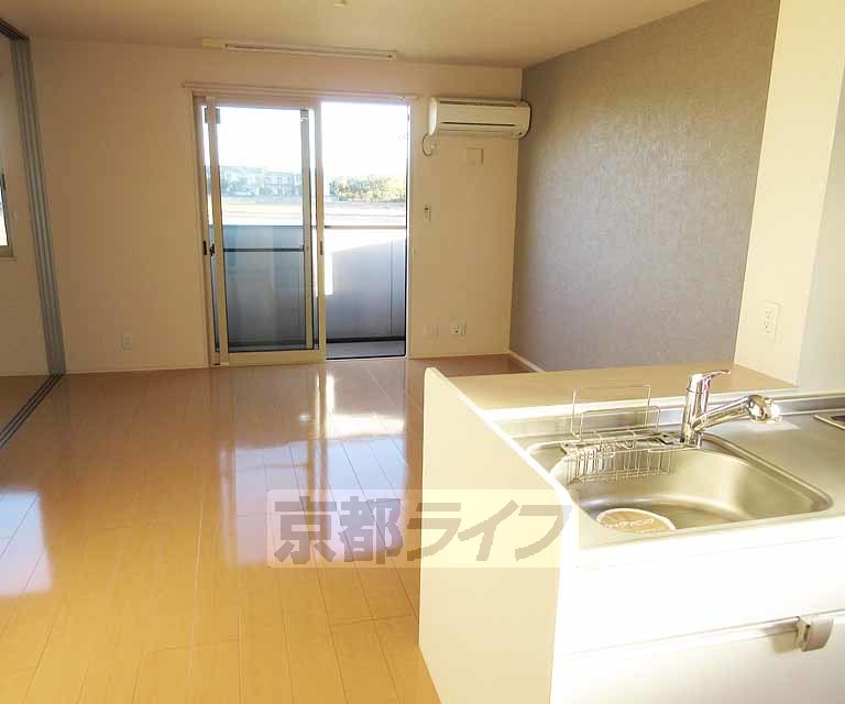 居室・リビング　開放的なお部屋です！