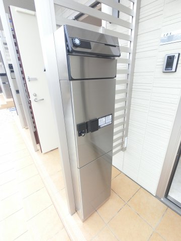 その他設備　各世帯宅配ボックス付き☆