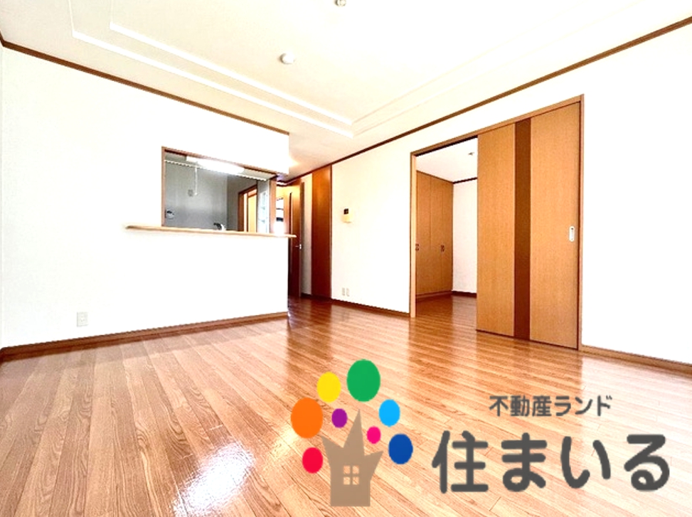 ＪＲ東海道本線 刈谷駅 徒歩10分 3階建 築23年の居間写真