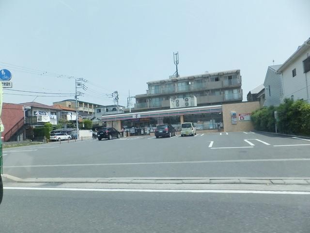 コンビニ　セブンイレブン（コンビニ）まで350m