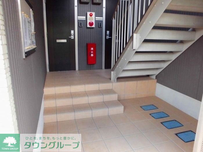 エントランス　お問合せはタウンハウジングまで！※現地待合わせ相談可能